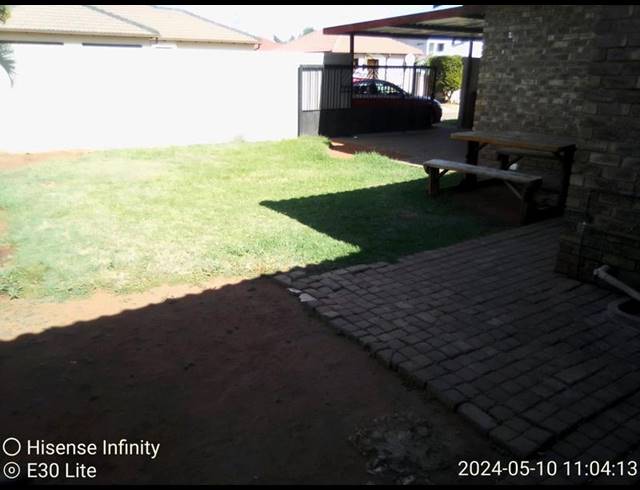 3 BEDROOM HOUSE FOR SALE IN THE ORCHARDS